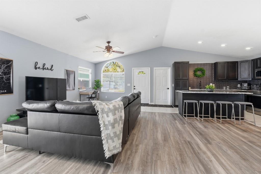 MT PLYMOUTH 5TH ADD - Residential