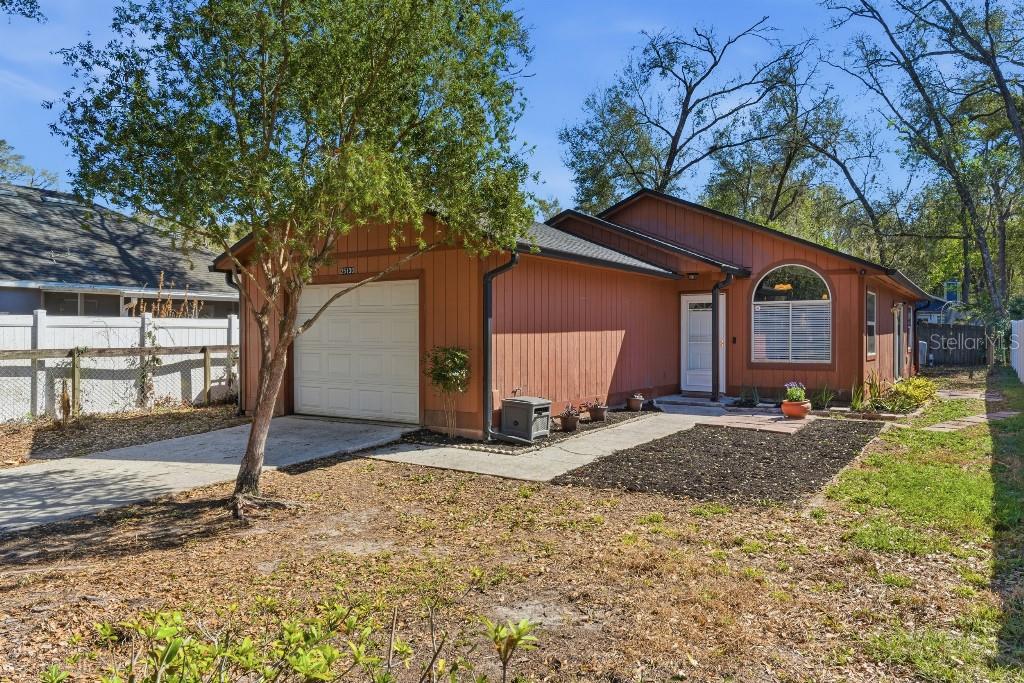 Welcome to this inviting 2-bedroom, 2-bath home featuring a newly updated kitchen with all brand-new appliances—perfect for cooking and entertaining. The large, open living space offers plenty of room for relaxing, hosting, or family time. Both bedrooms are bright and comfortable, while the bathrooms provide modern finishes. Move-in ready and full of charm—this home combines style, functionality, and space in one fantastic package.