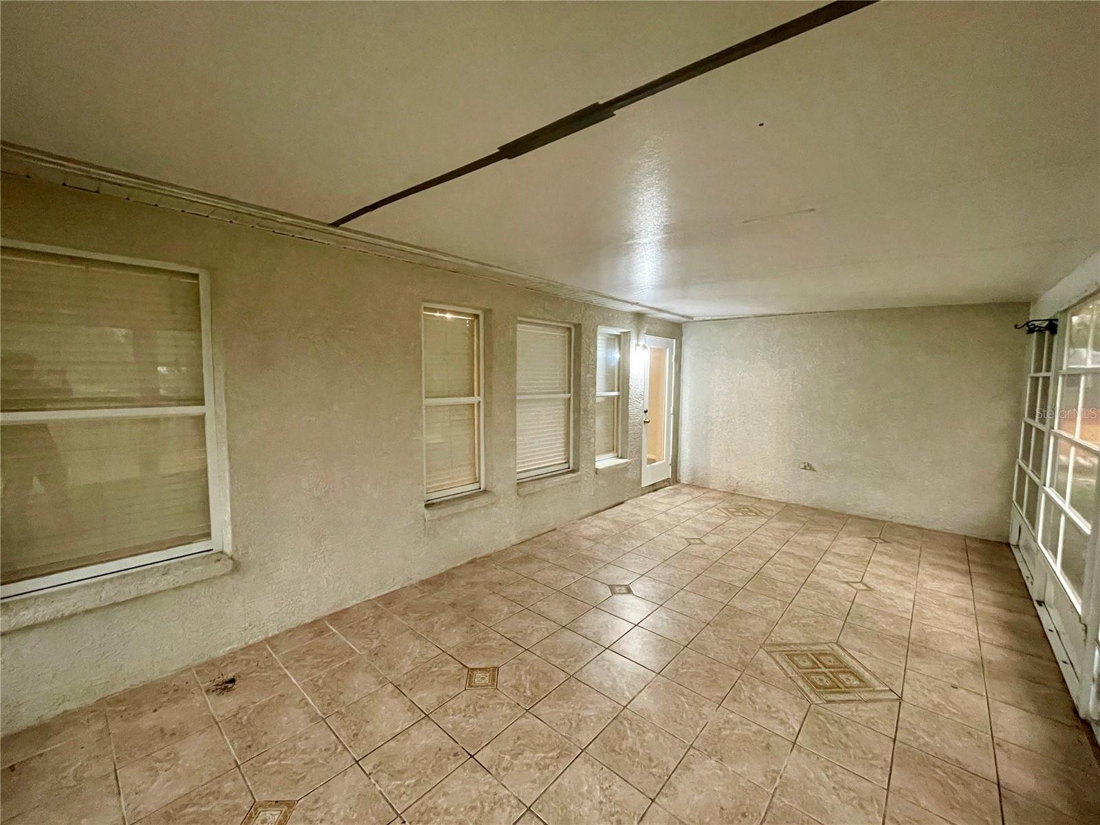 KINGSFIELD PH V - Residential Lease