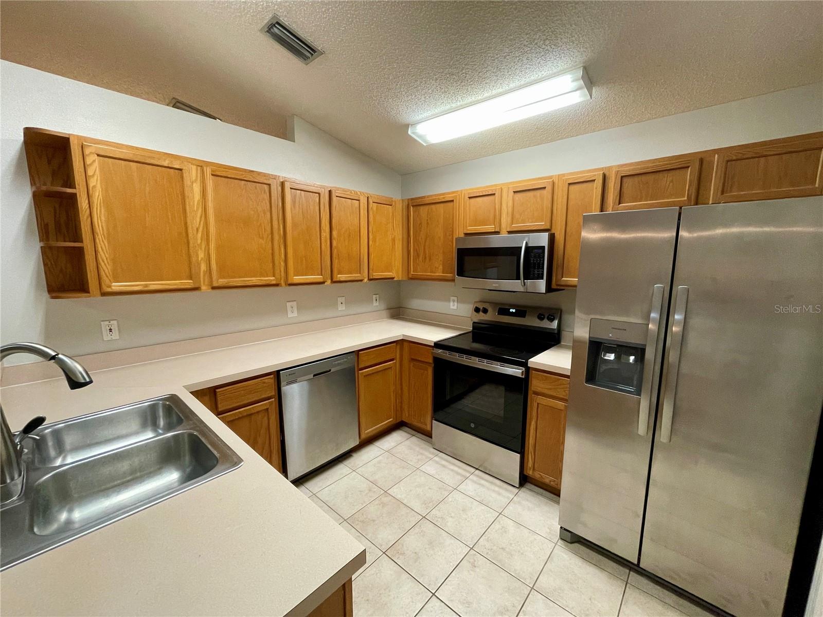 KINGSFIELD PH V - Residential Lease