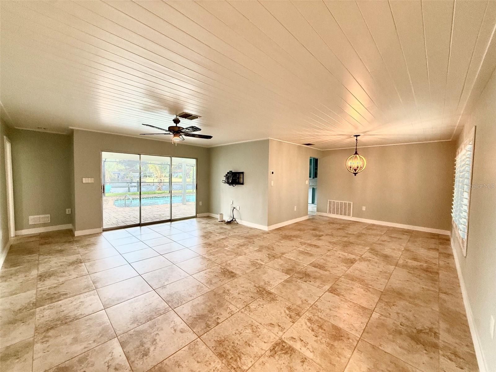 PUNTA GORDA ISLES SEC 04 - Residential Lease
