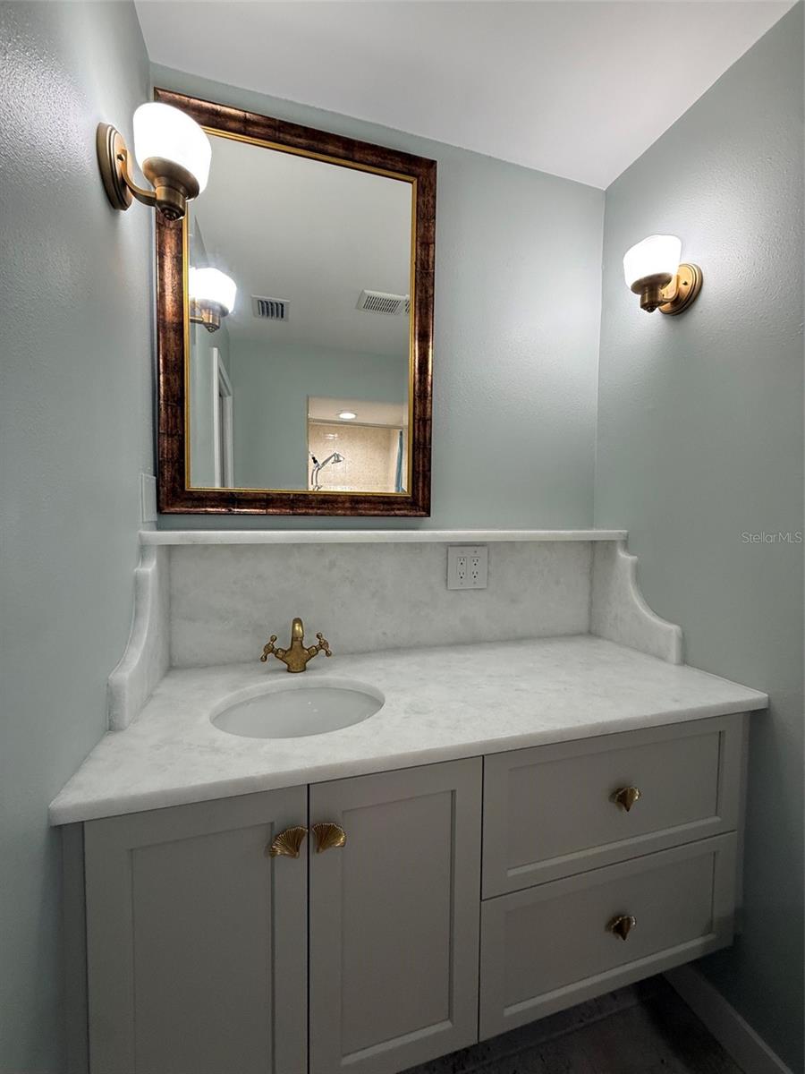 PUNTA GORDA ISLES SEC 04 - Residential Lease