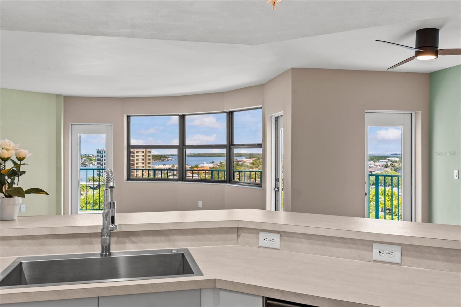 SUNWATCH ON ISLAND ESTATES - Residential