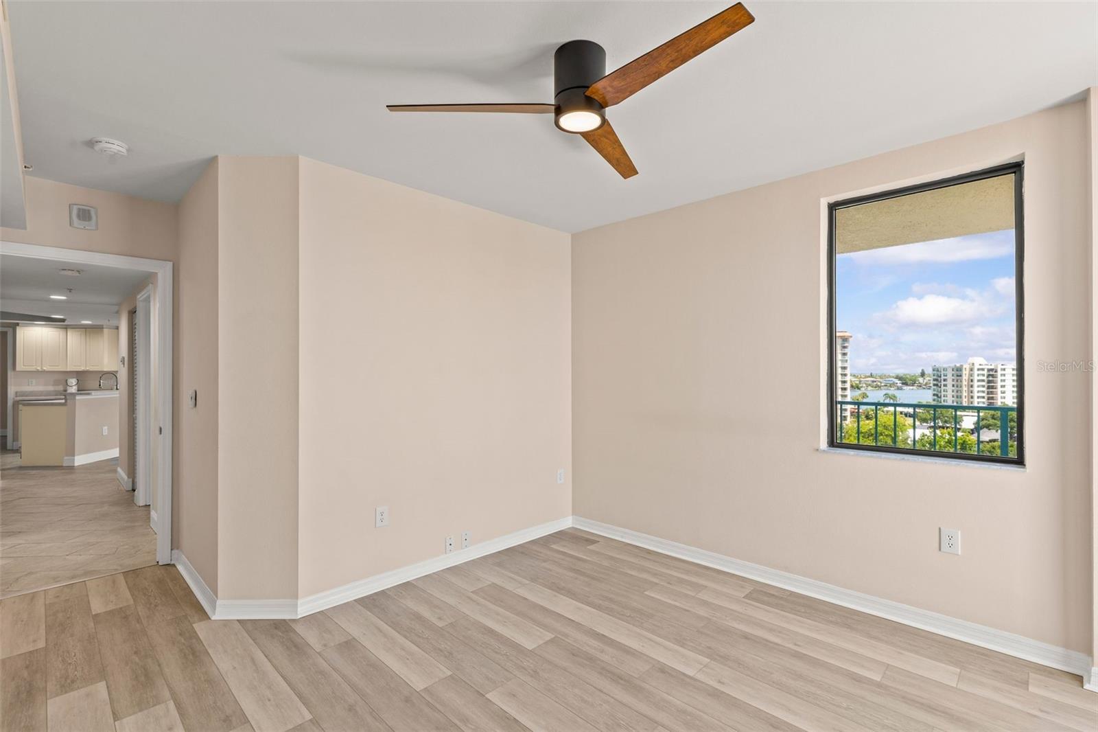 SUNWATCH ON ISLAND ESTATES - Residential