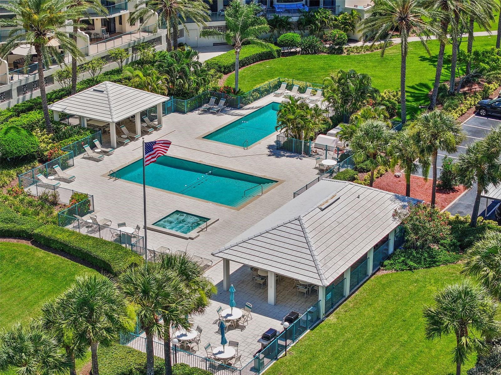 SUNWATCH ON ISLAND ESTATES - Residential