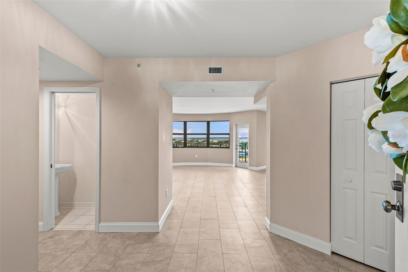SUNWATCH ON ISLAND ESTATES - Residential