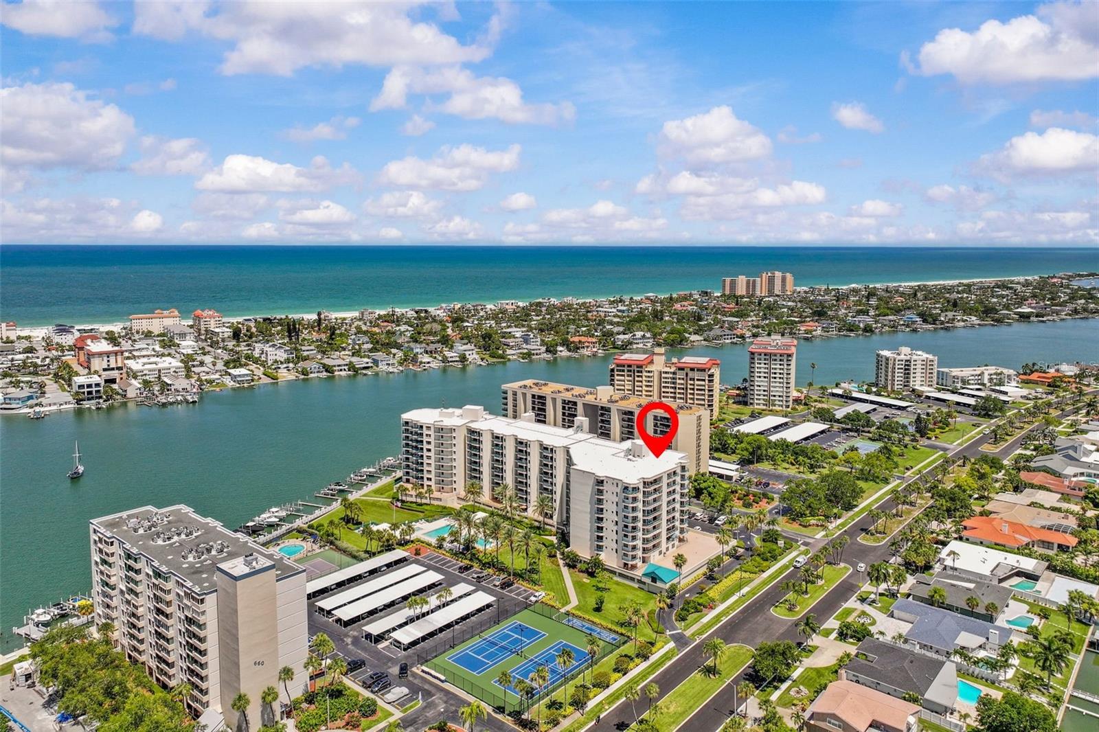SUNWATCH ON ISLAND ESTATES - Residential
