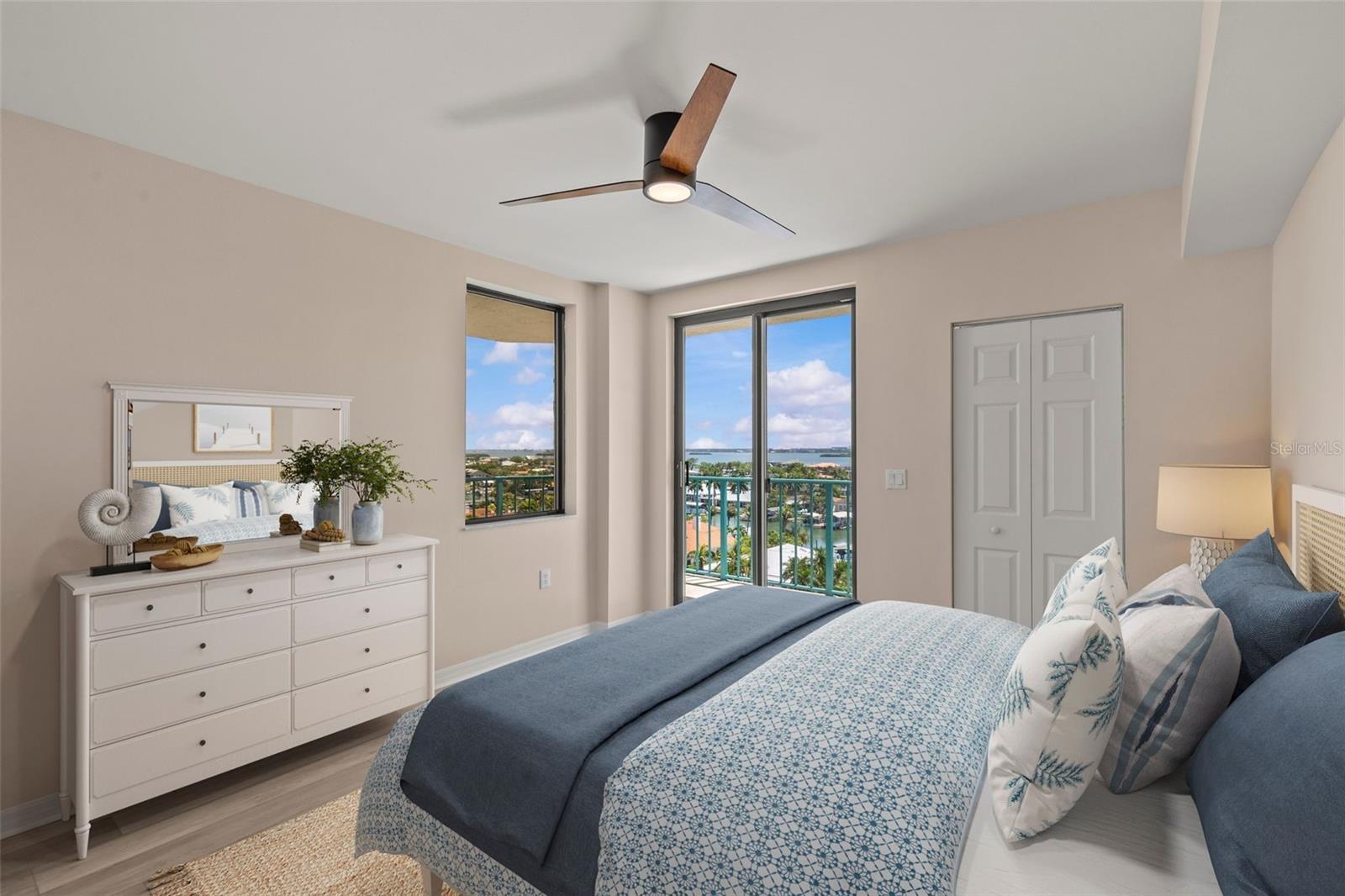 SUNWATCH ON ISLAND ESTATES - Residential