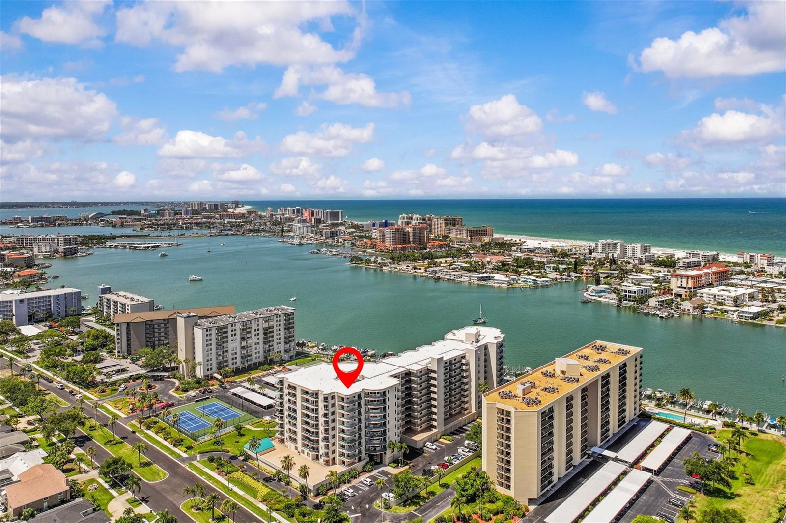 SUNWATCH ON ISLAND ESTATES - Residential