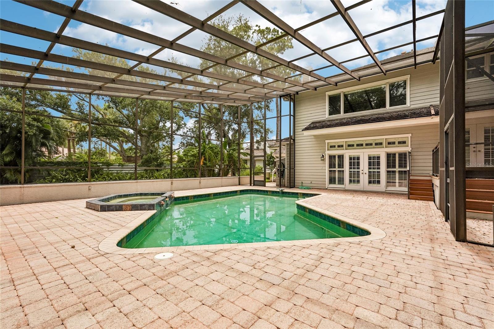 THE LANDINGS - Residential