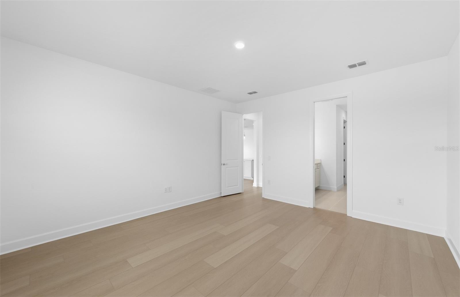 4556; REAGAN LANDING --- PRELIM - Residential