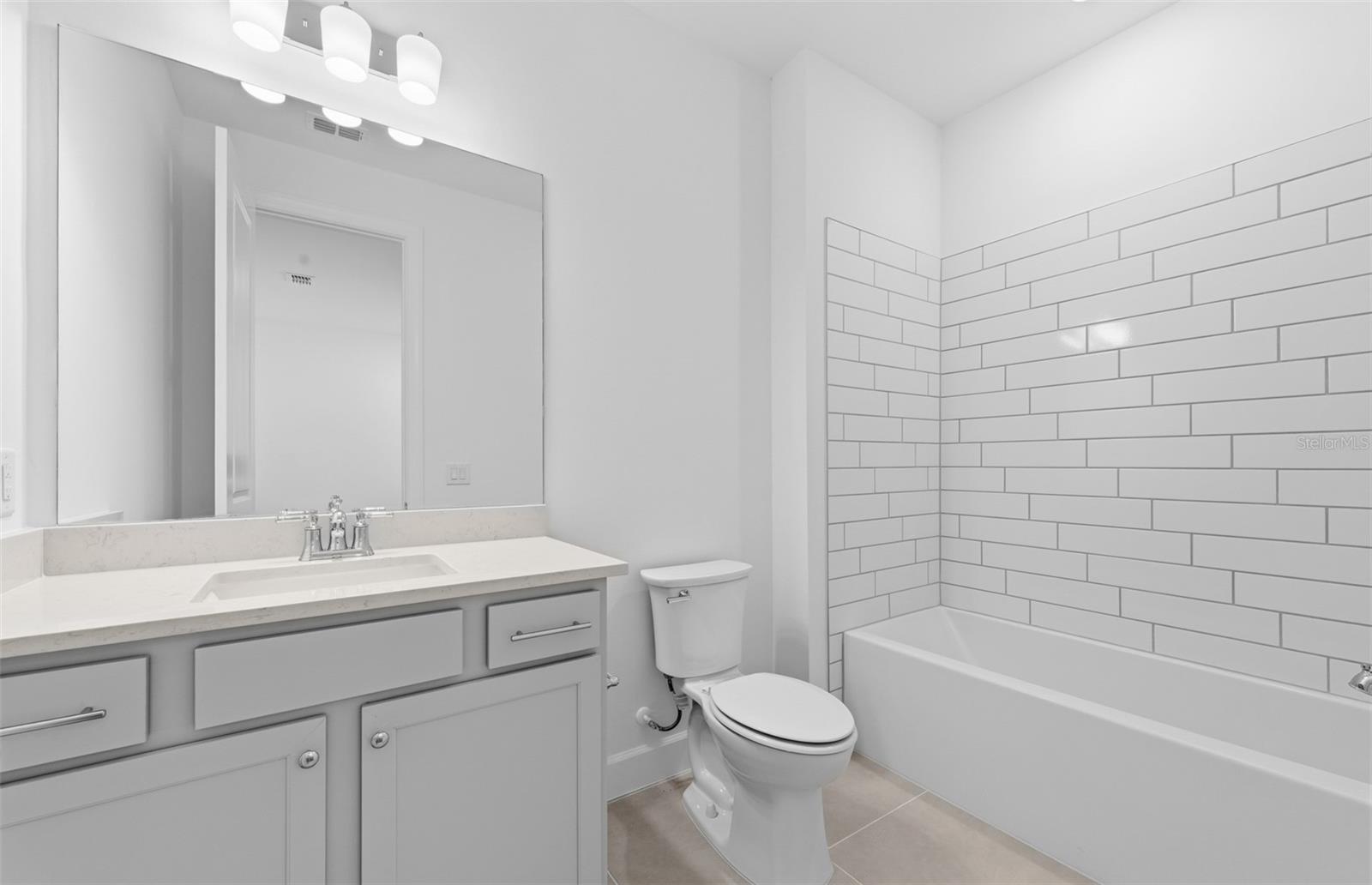 4556; REAGAN LANDING --- PRELIM - Residential