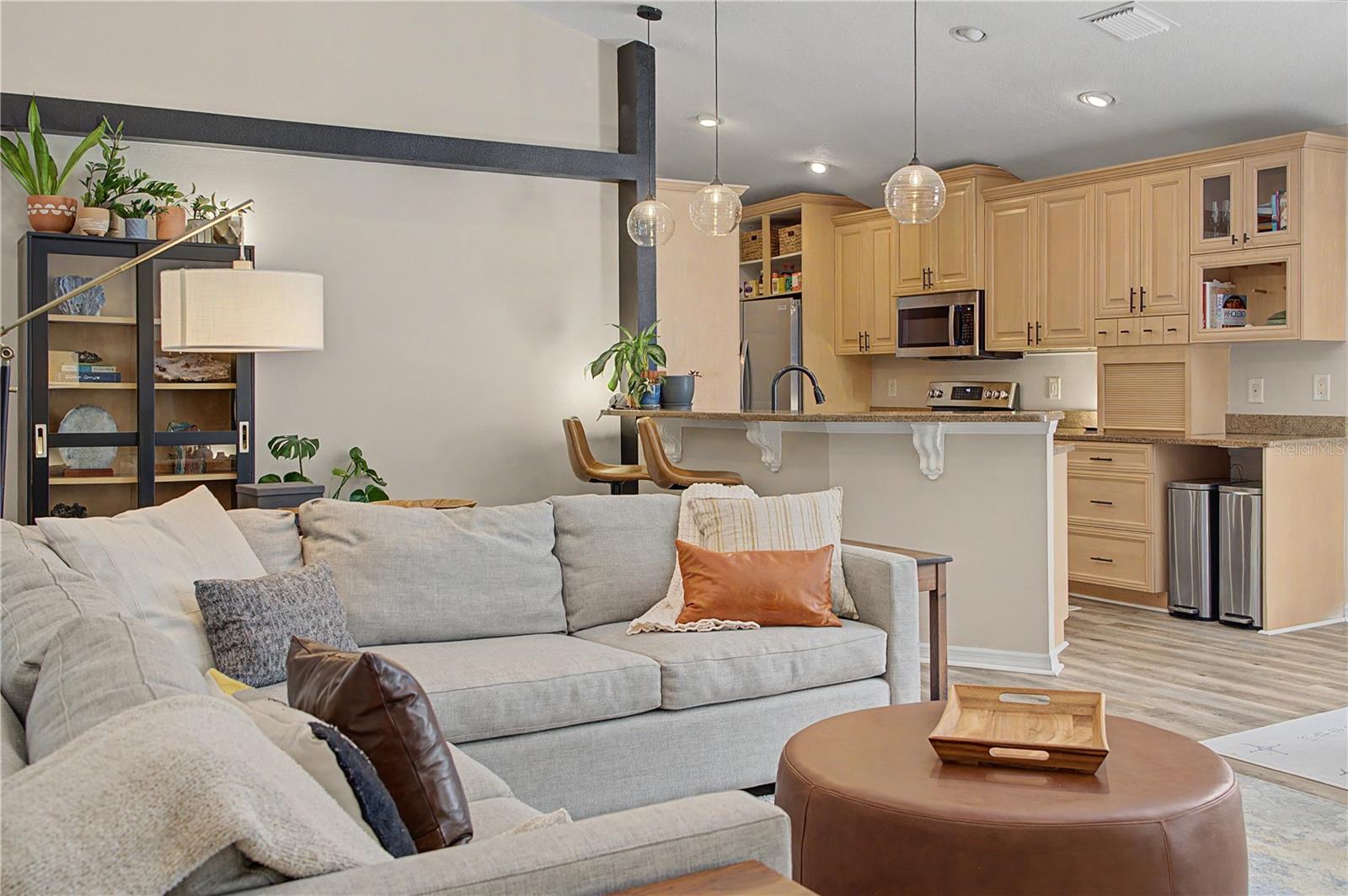 BAYBRIDGE HEIGHTS - Residential
