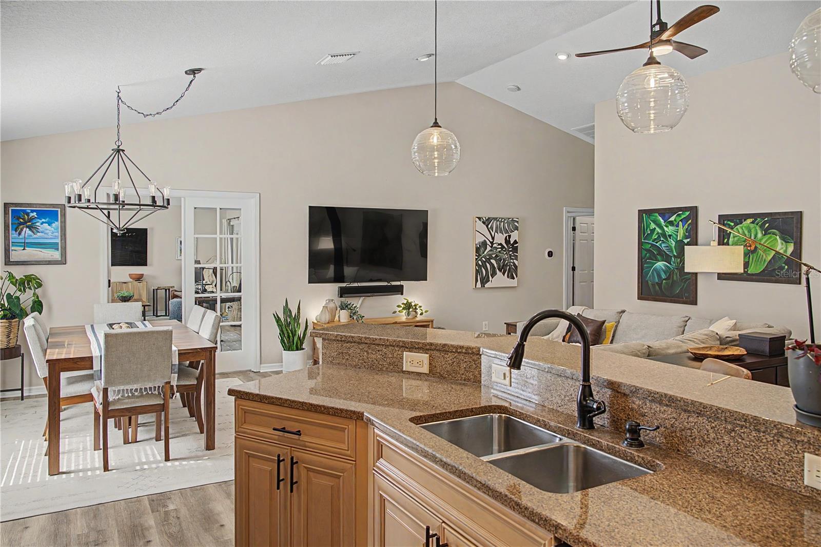BAYBRIDGE HEIGHTS - Residential
