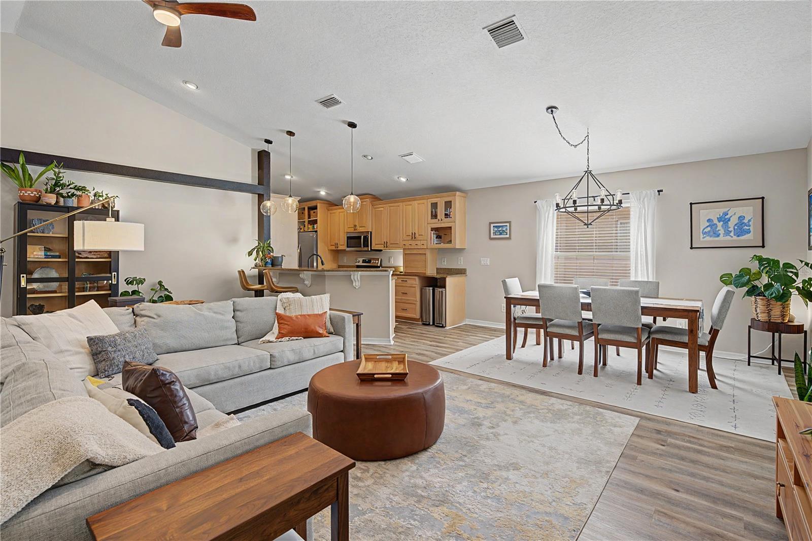 BAYBRIDGE HEIGHTS - Residential