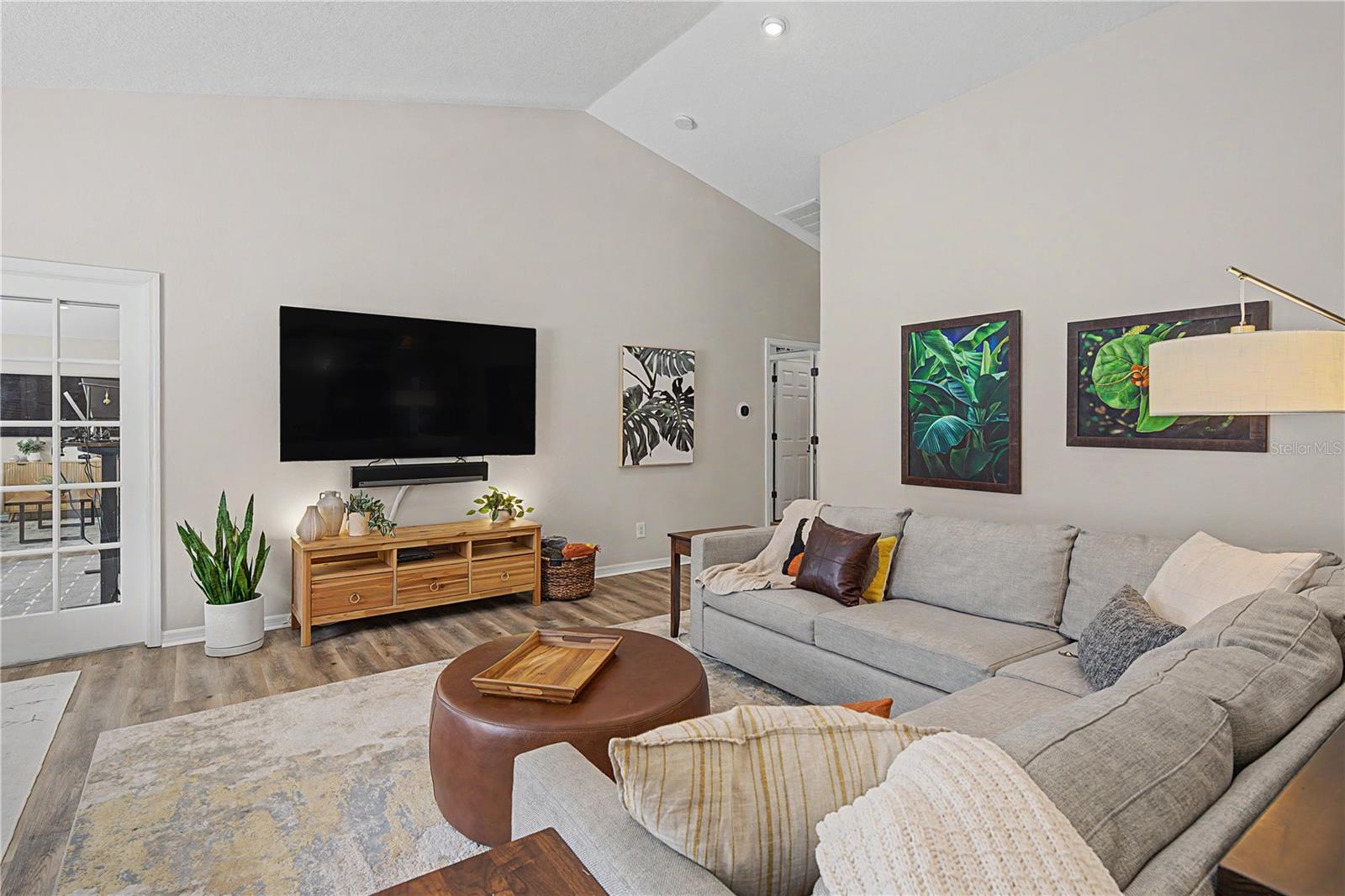 BAYBRIDGE HEIGHTS - Residential