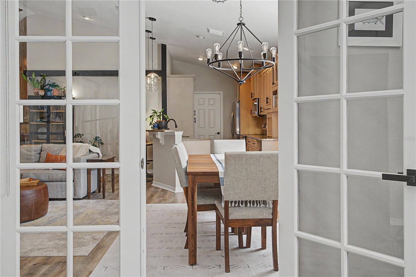 BAYBRIDGE HEIGHTS - Residential