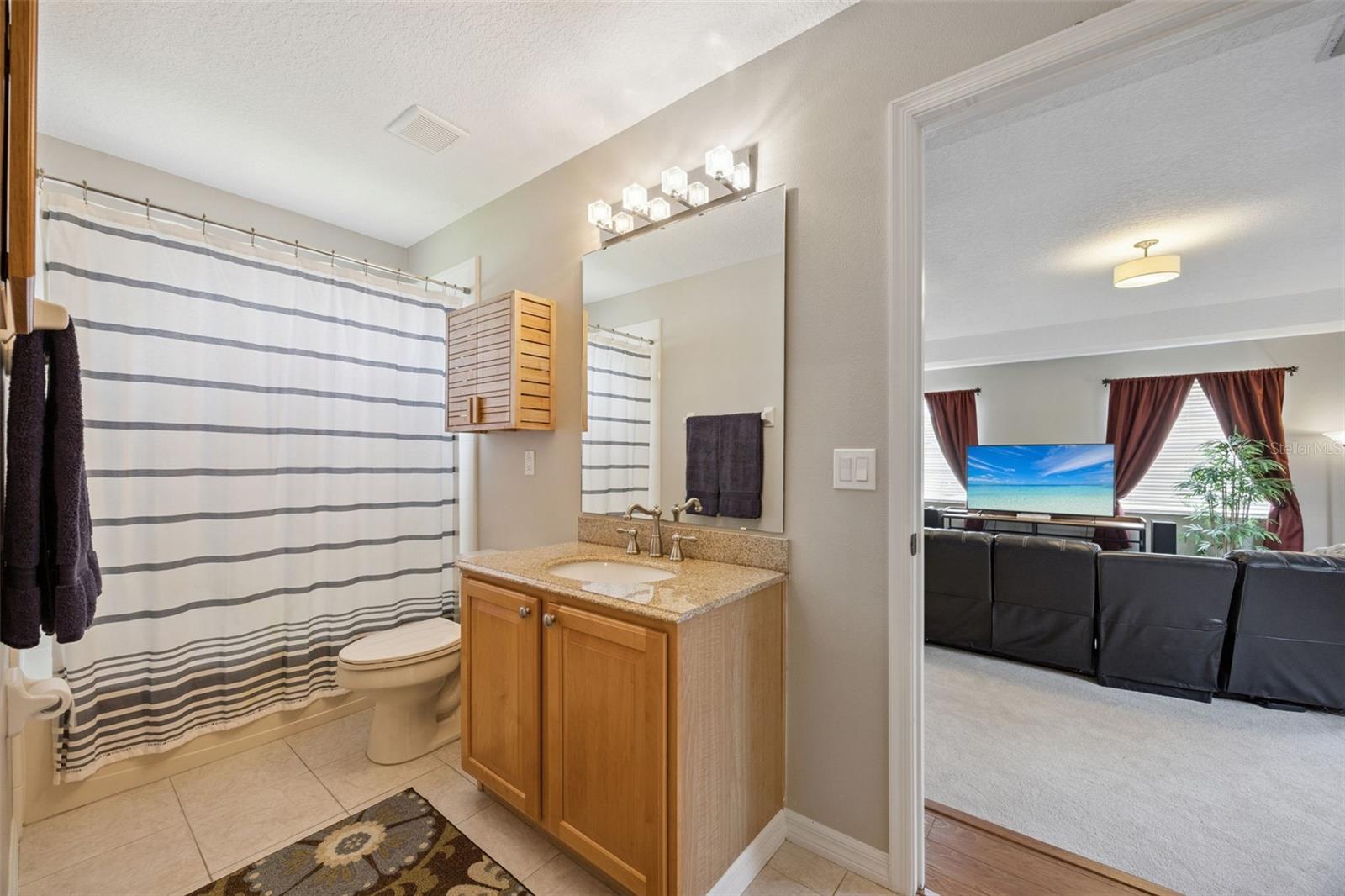 CHAPMAN LAKES - Residential