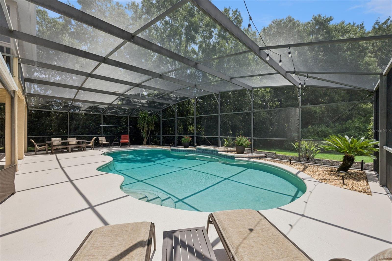CHAPMAN LAKES - Residential