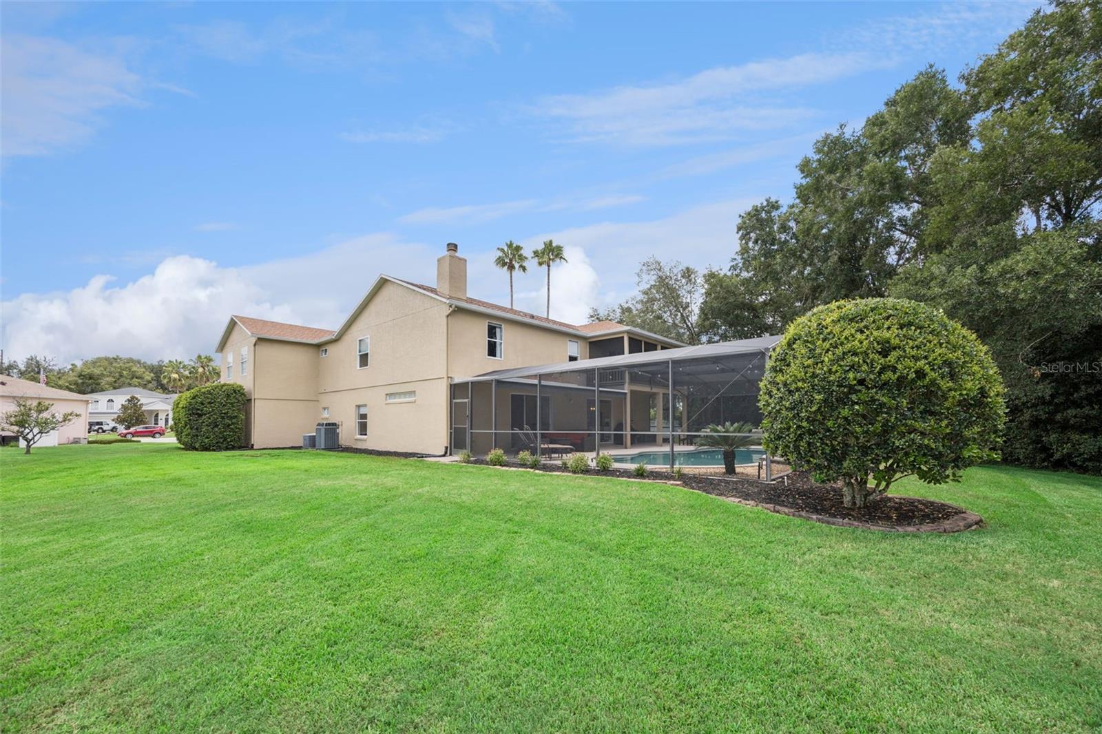 CHAPMAN LAKES - Residential