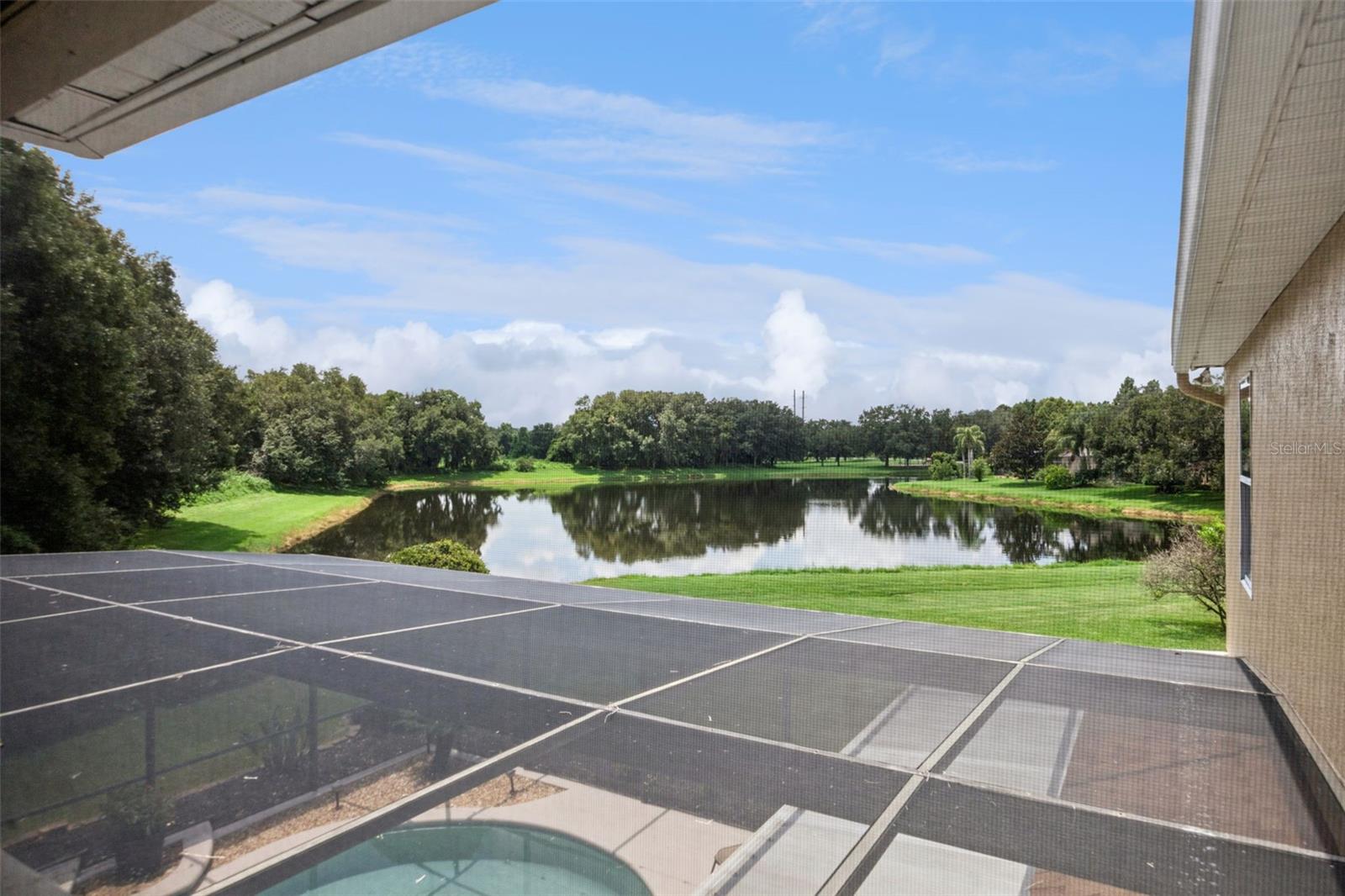 CHAPMAN LAKES - Residential