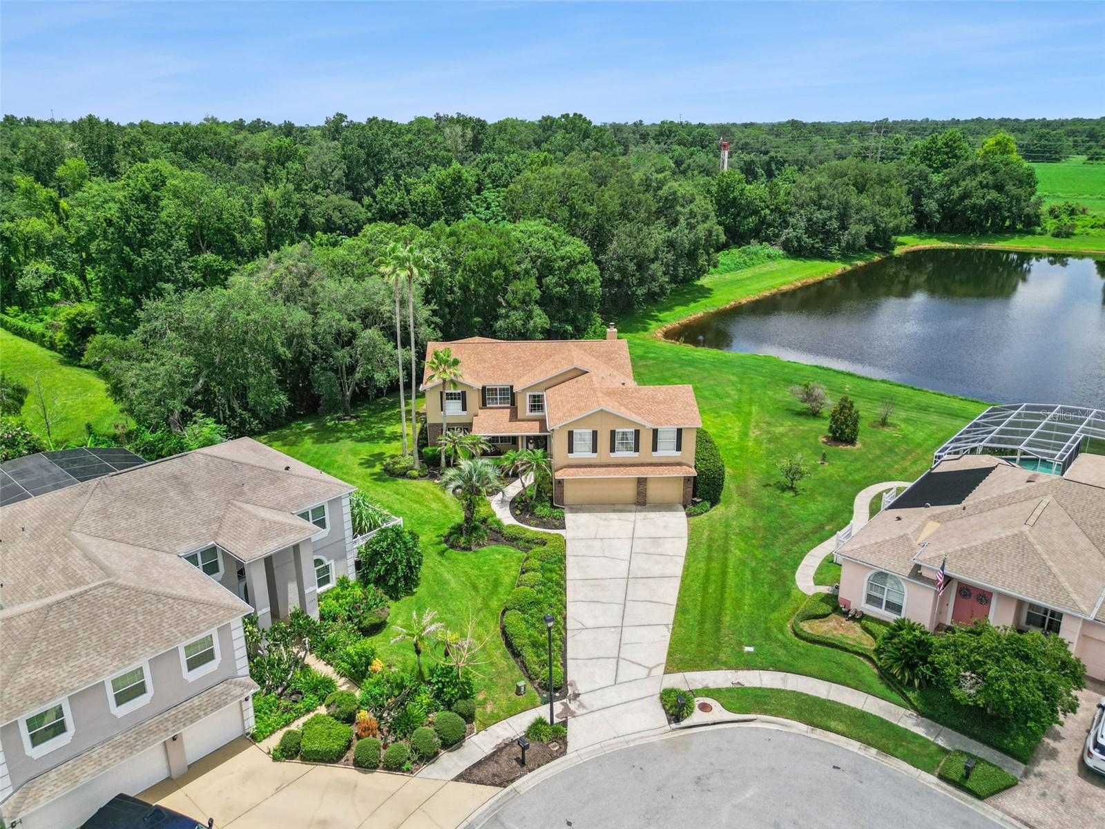 CHAPMAN LAKES - Residential