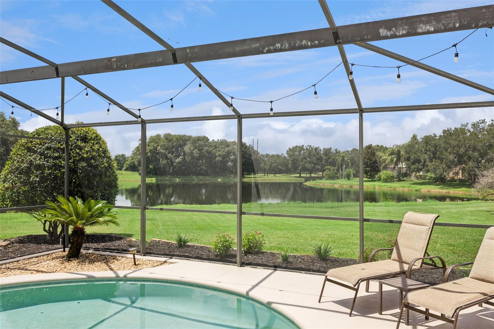 CHAPMAN LAKES - Residential