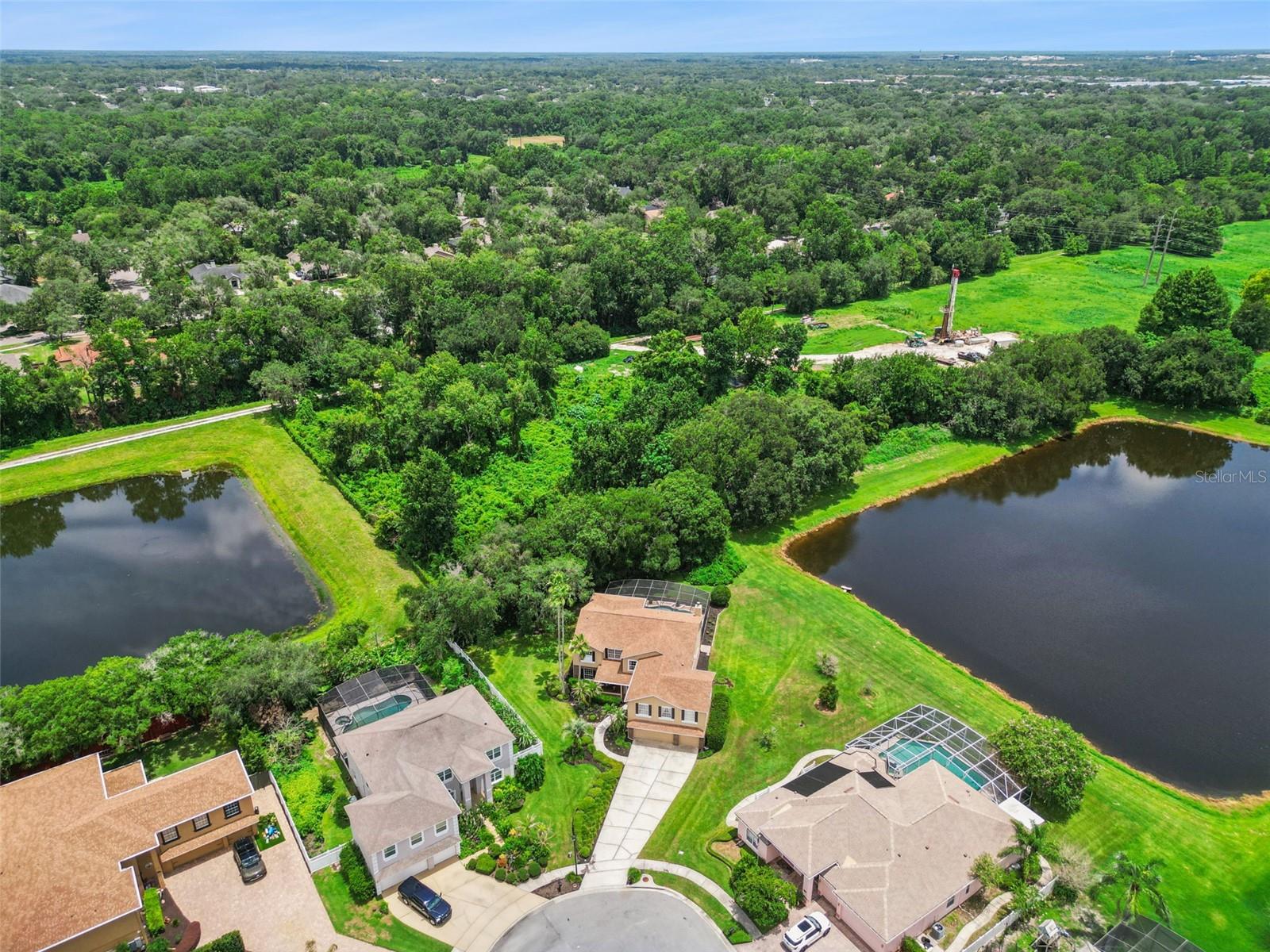 CHAPMAN LAKES - Residential