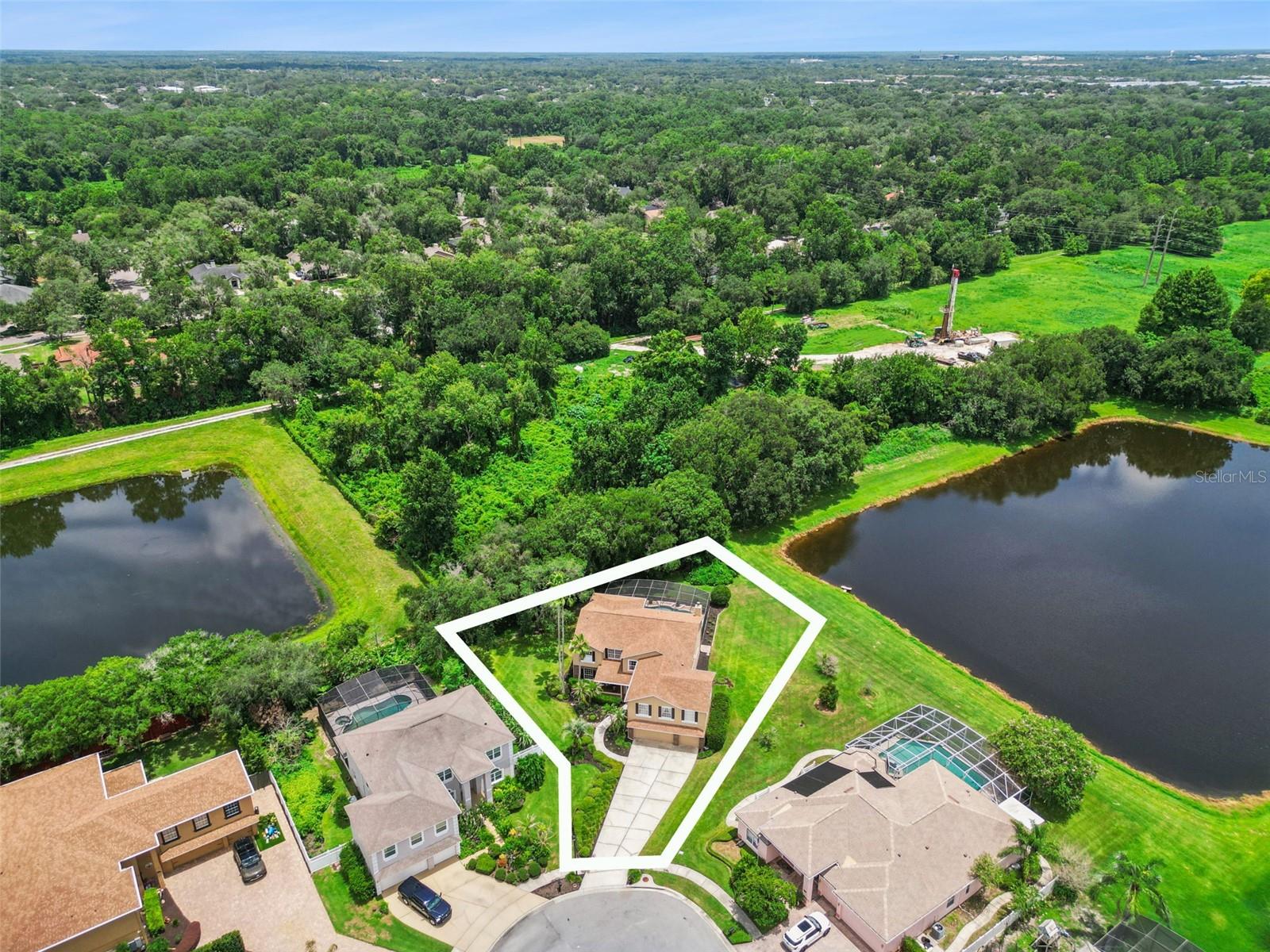 CHAPMAN LAKES - Residential