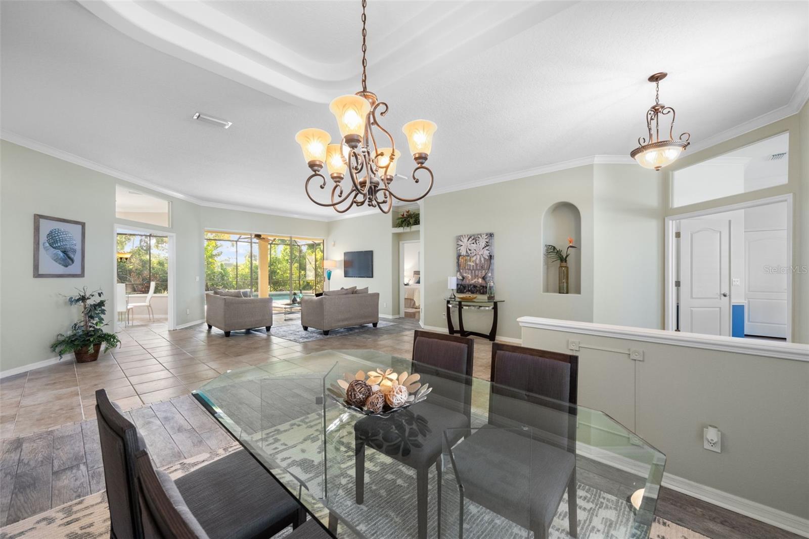 HUNTINGTON POINTE - Residential