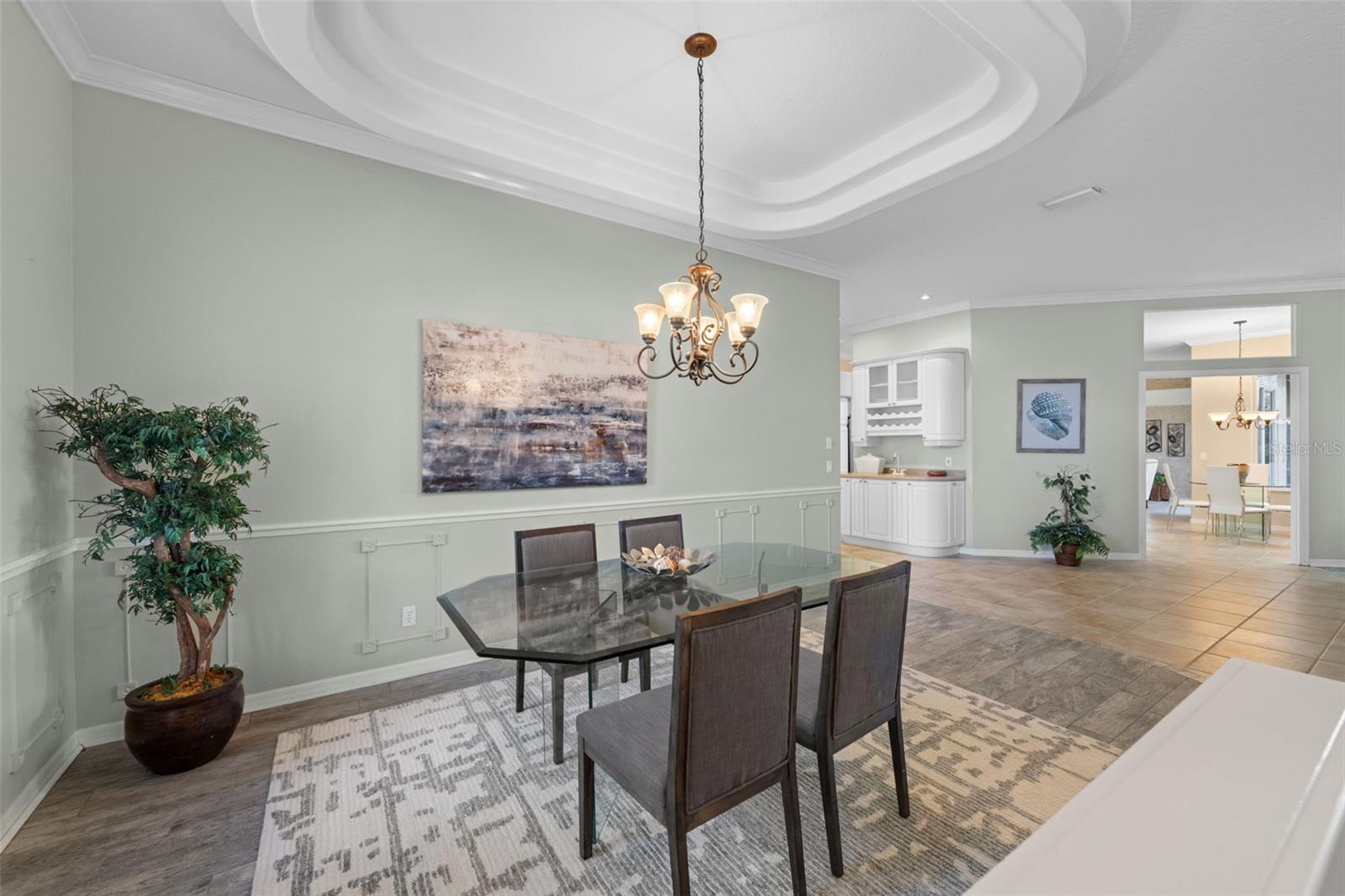HUNTINGTON POINTE - Residential