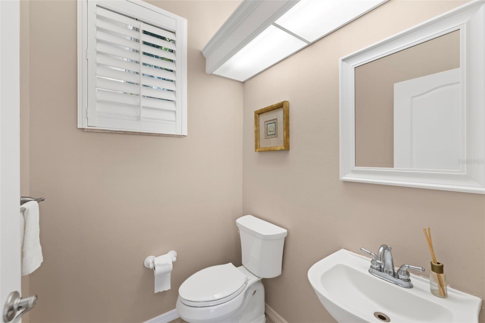 HUNTINGTON POINTE - Residential