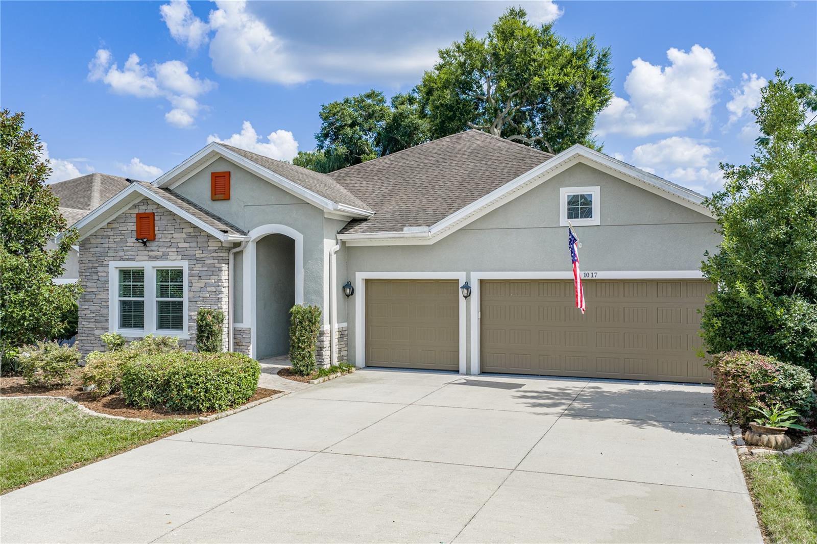 RESERVE AT HUNTERS LAKE - Residential