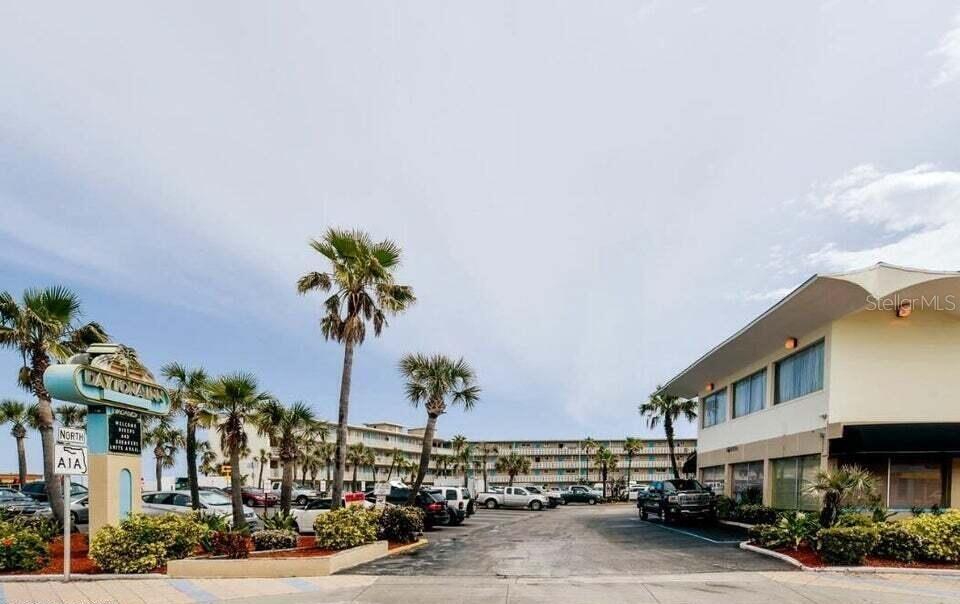 DAYTONA INN BEACH RESORT CONDO UNIT CU1 - Residential