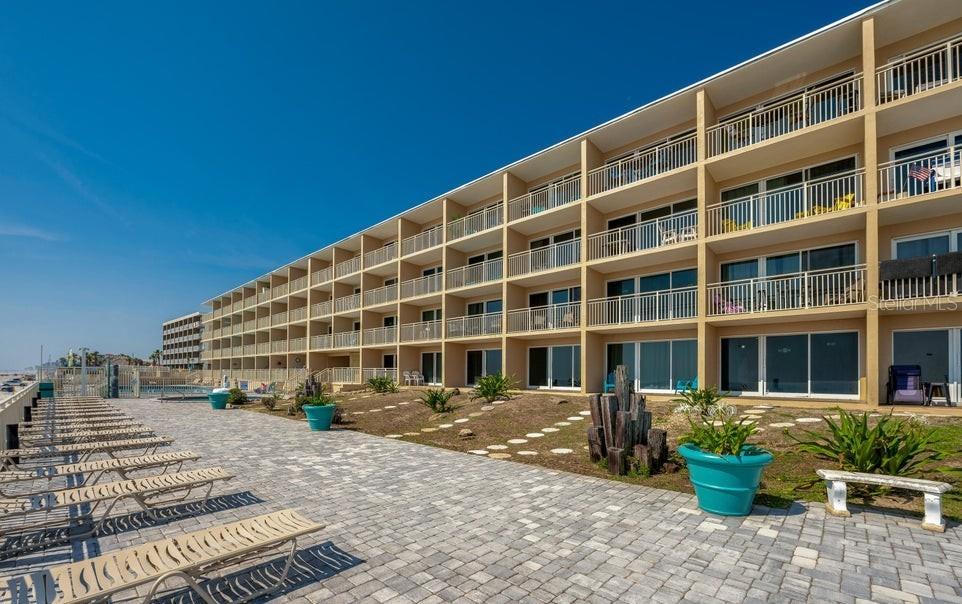 DAYTONA INN BEACH RESORT CONDO UNIT CU1 - Residential