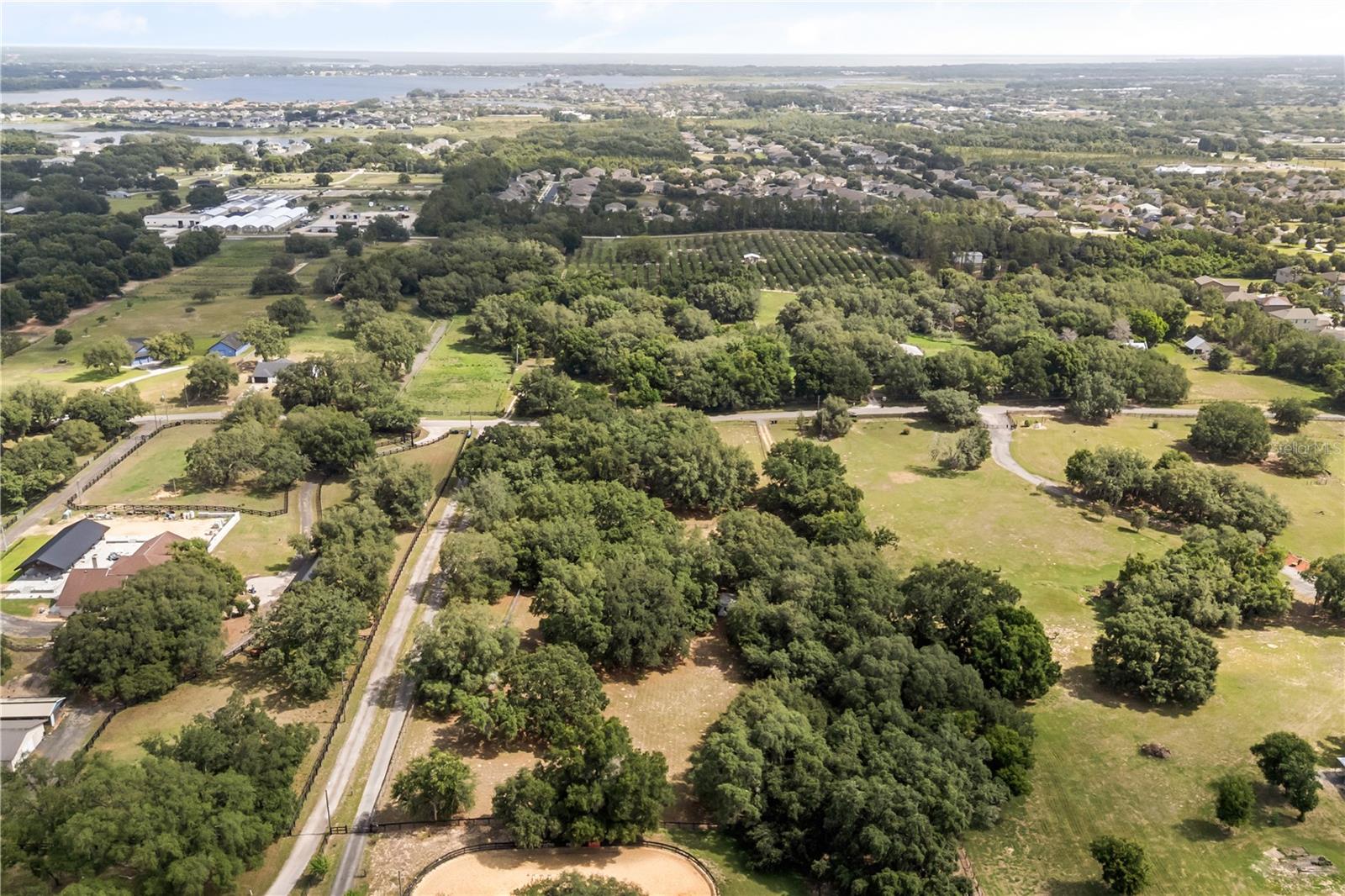 LAKE AVALON GROVES REP - Residential