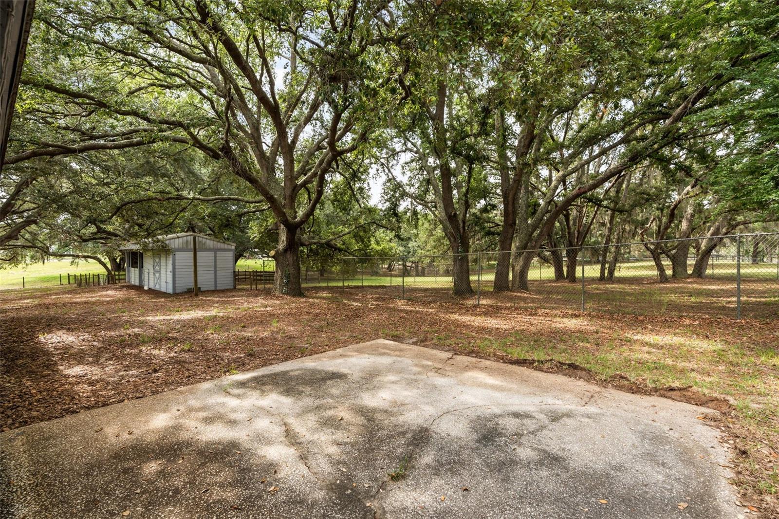 LAKE AVALON GROVES REP - Residential