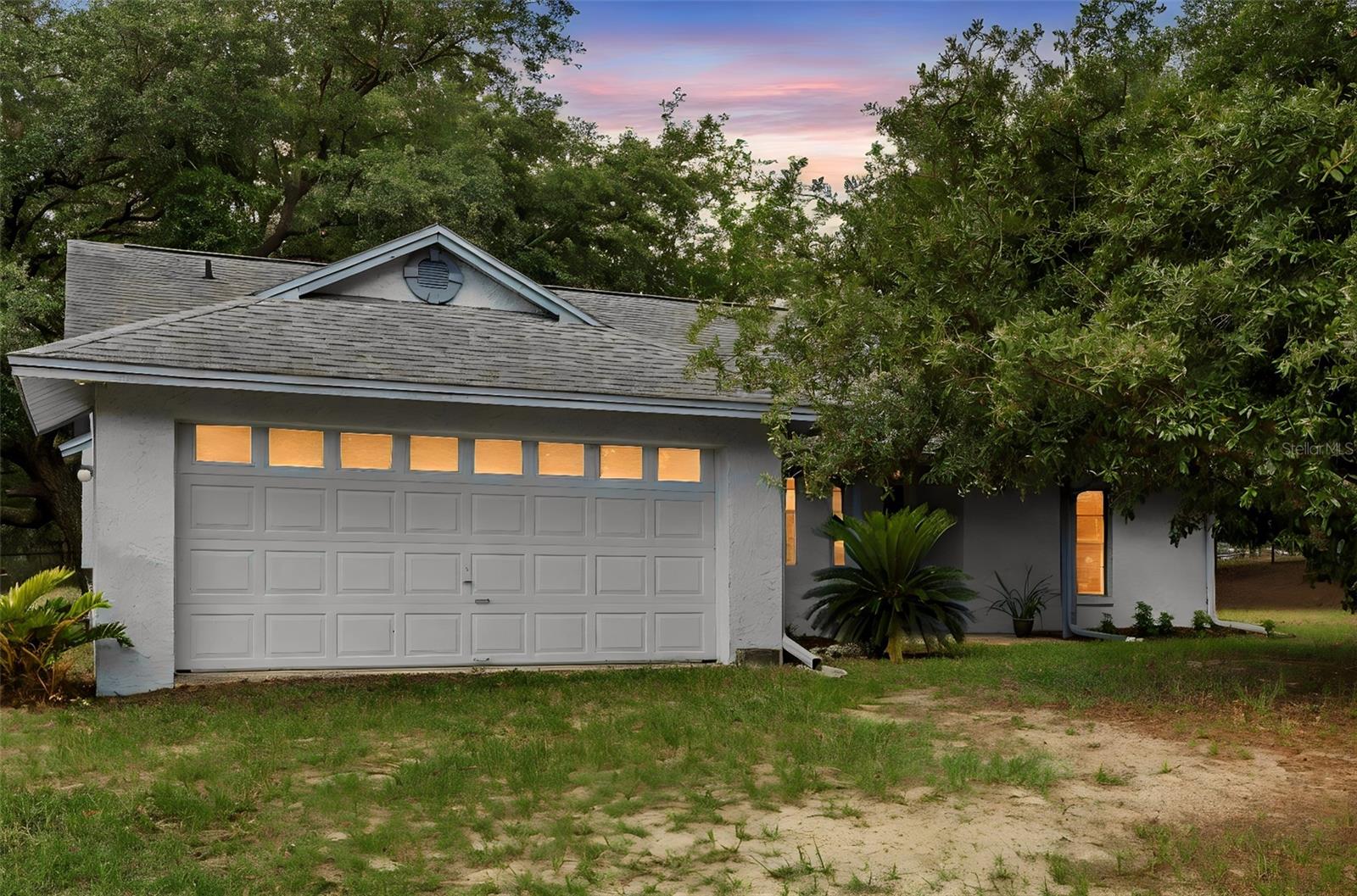 LAKE AVALON GROVES REP - Residential
