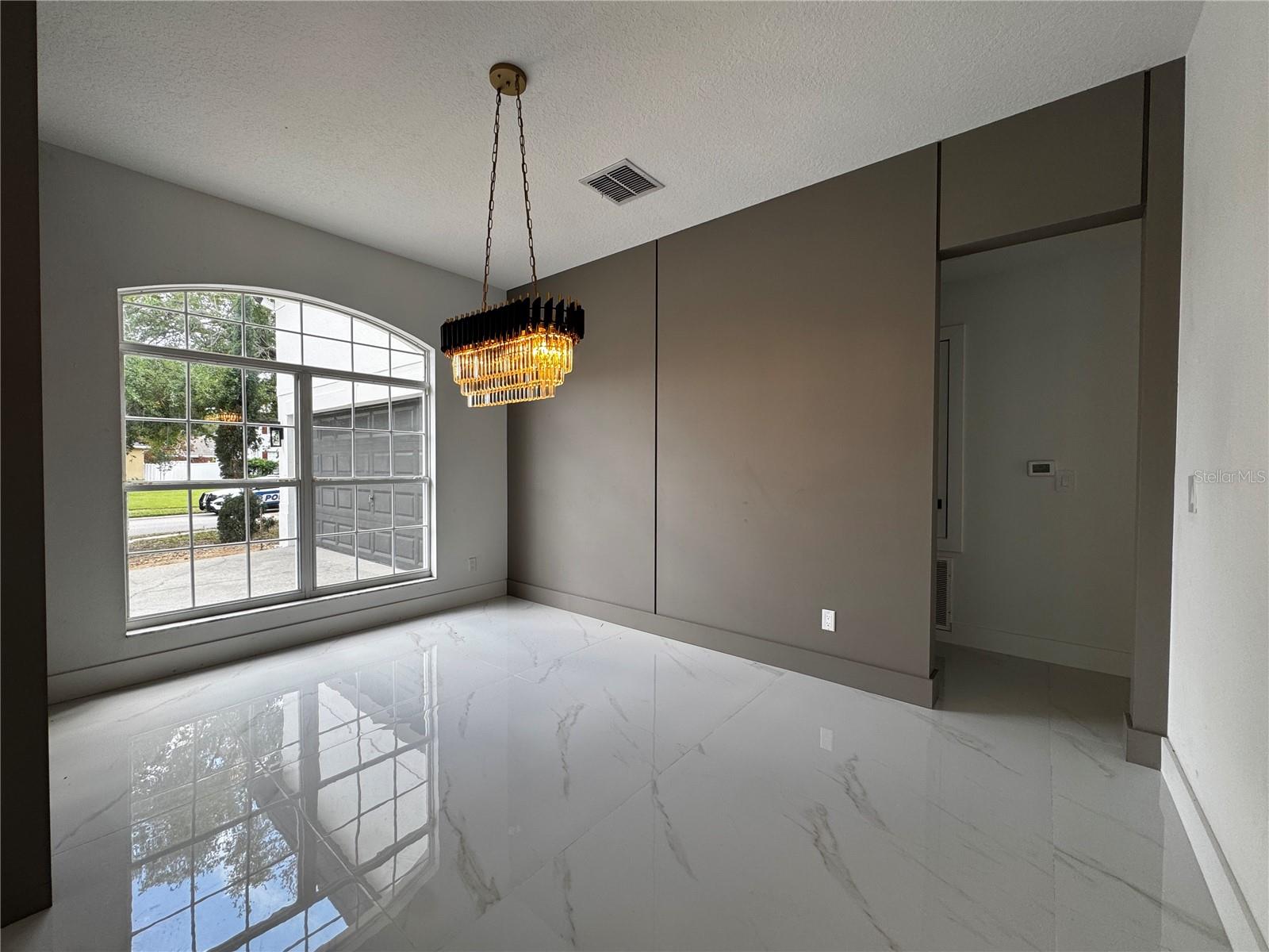 JOHNS LANDING - Residential