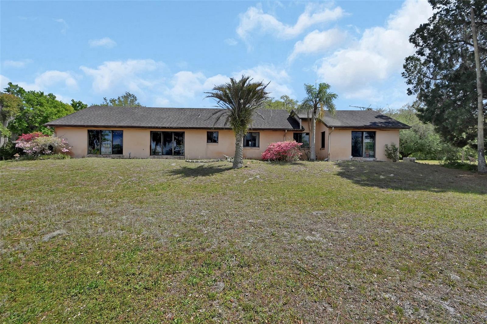 LAKE DIAS - Residential