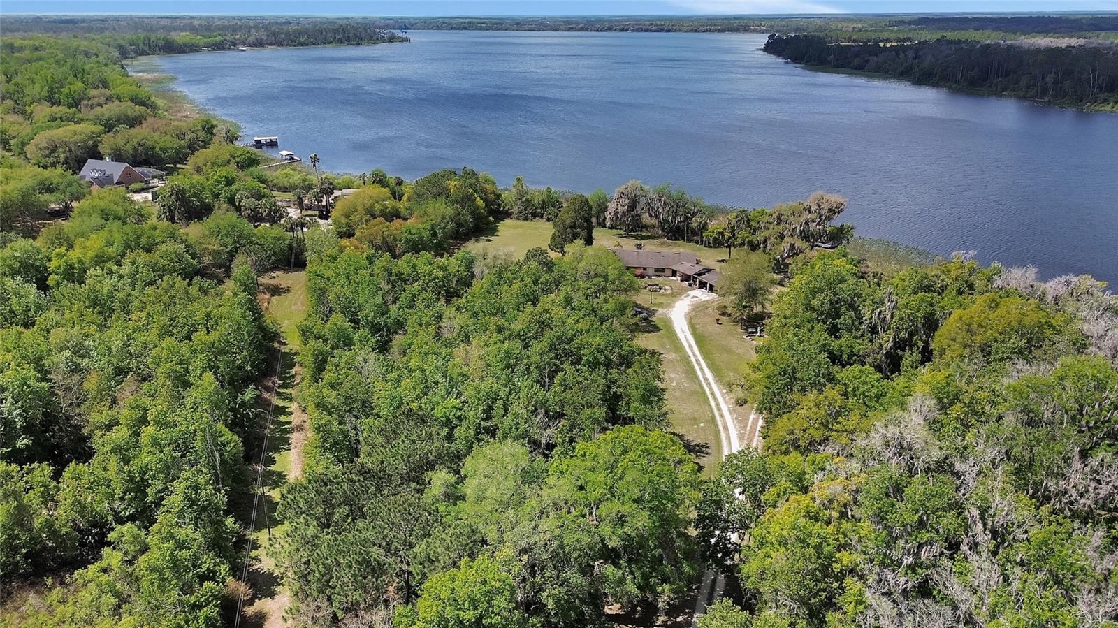 LAKE DIAS - Residential