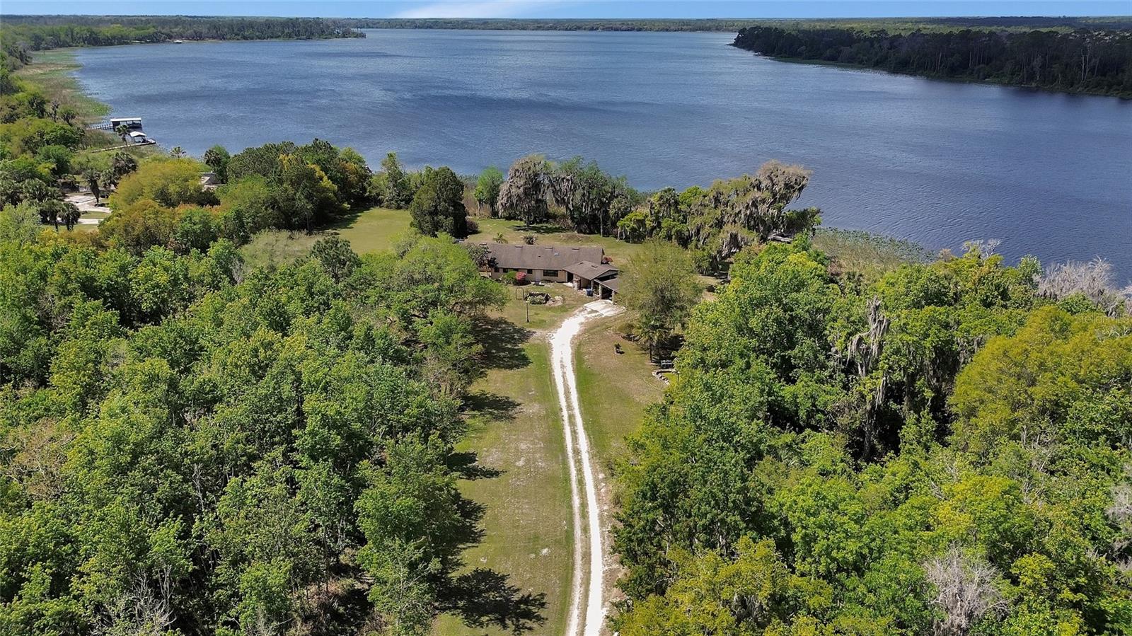 LAKE DIAS - Residential