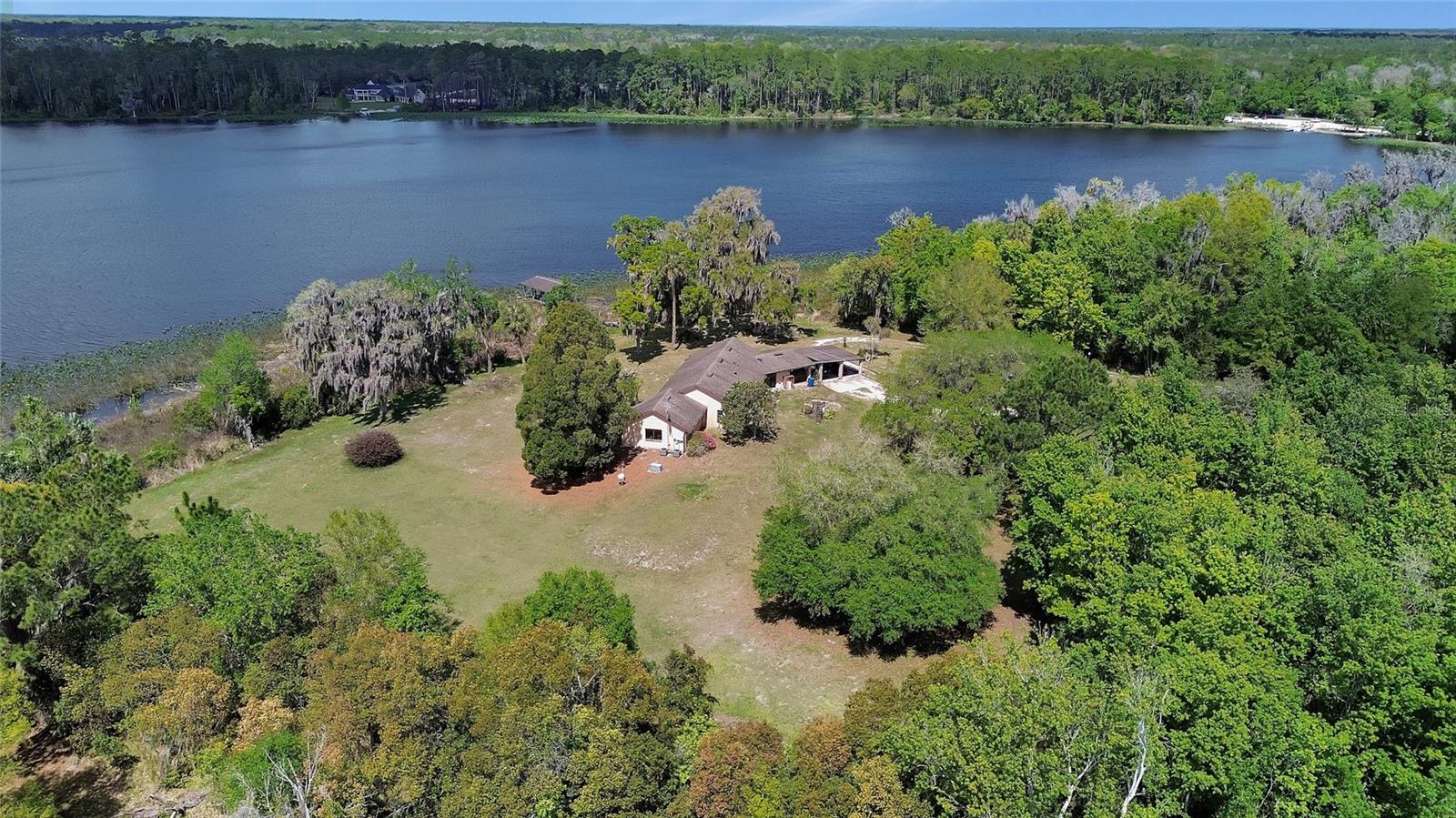 LAKE DIAS - Residential