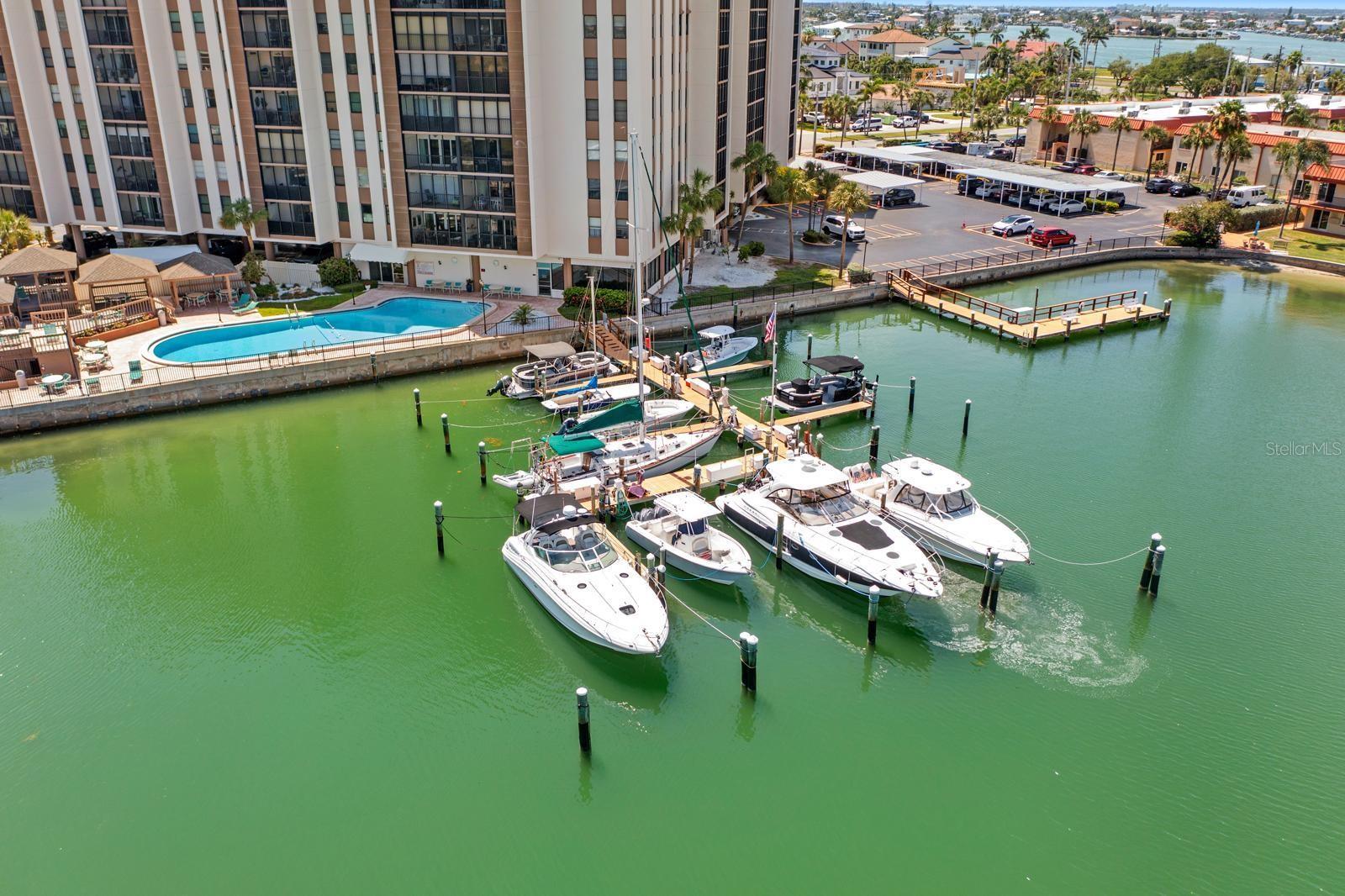 PARADISE ISLAND TOWERS CONDO - Residential