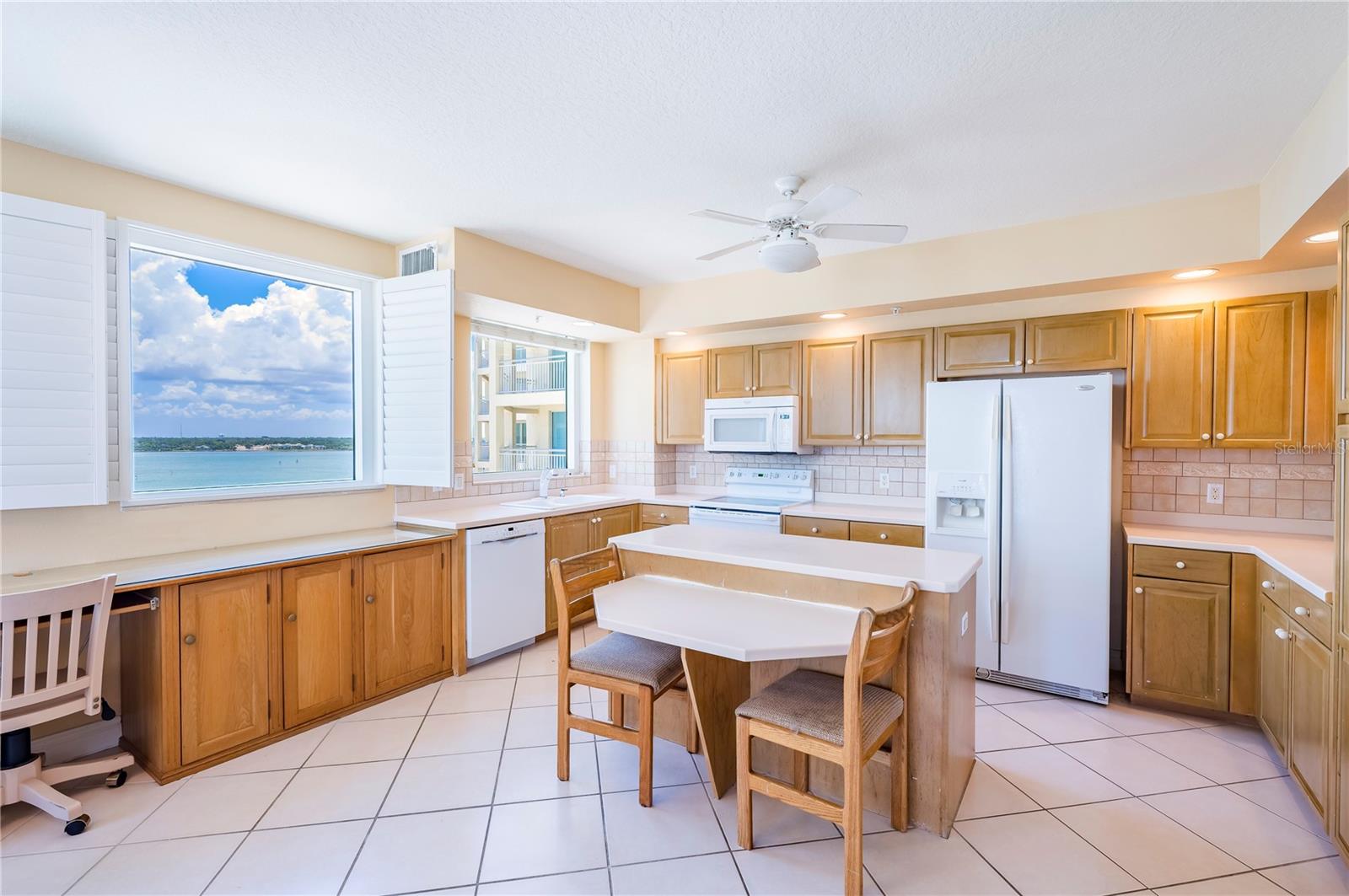 GRANDE ON SAND KEY CONDO - Residential