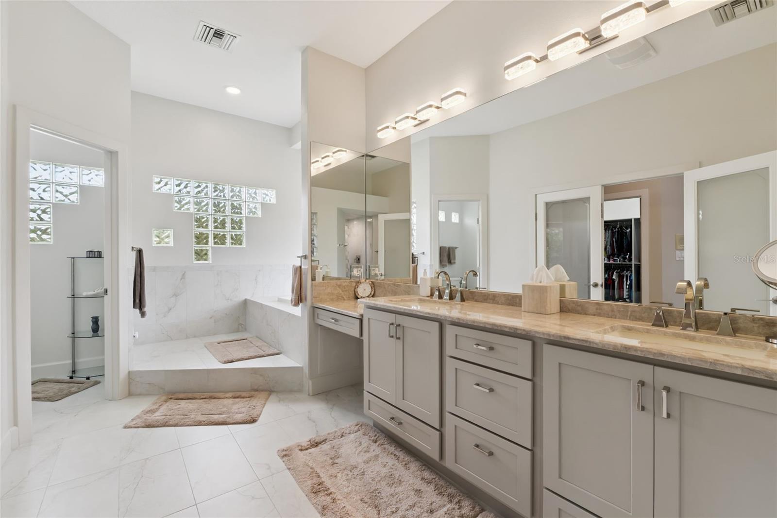 LAKE BRANTLEY CLUB PH 2 - Residential