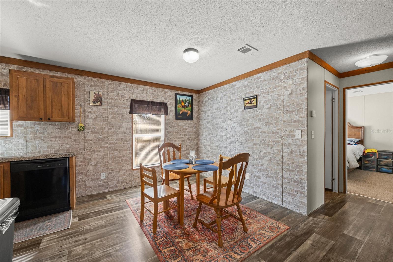 WILLISTON HIGHLANDS UN 7 - Residential