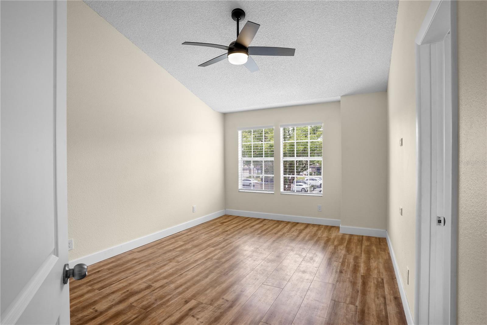 WEKIVA RESERVE UNIT 3 - Residential