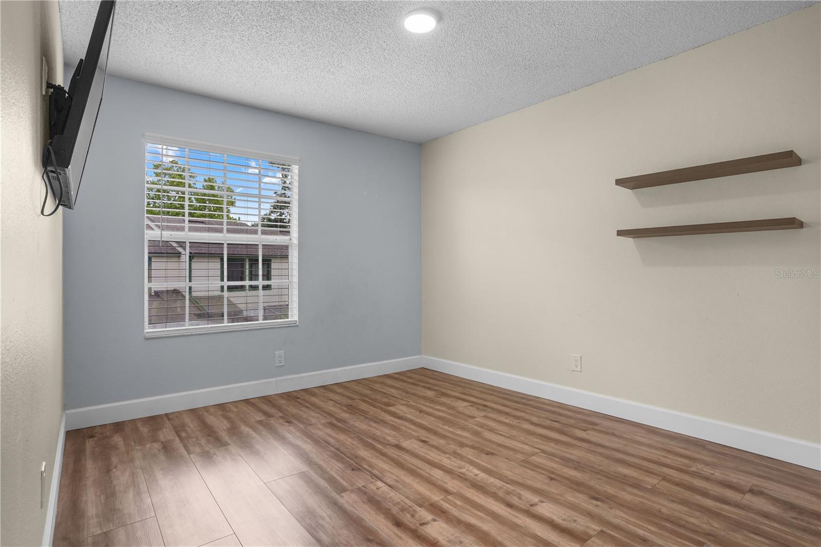 WEKIVA RESERVE UNIT 3 - Residential