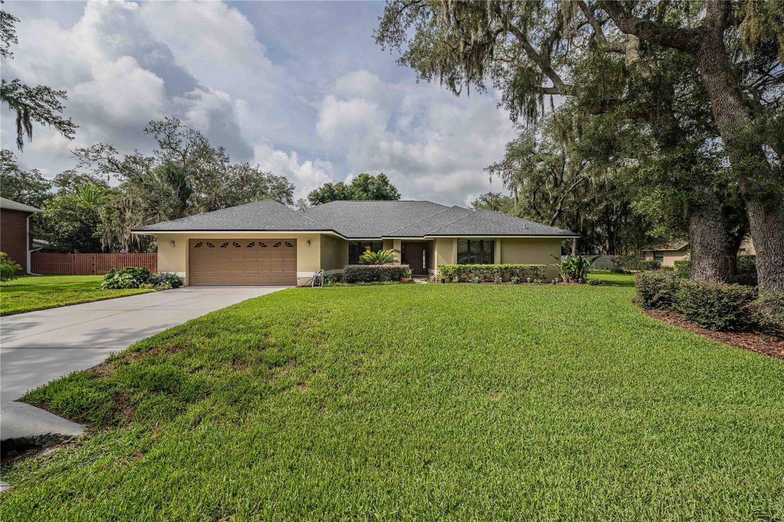 BUCKINGHAM - Residential